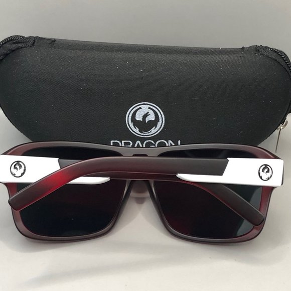 New Dragon Glasses - Picture 3 of 3